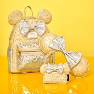 NWT Loungefly Disney Minnie Mouse Quilted Silver Gold Backpack Card Holder